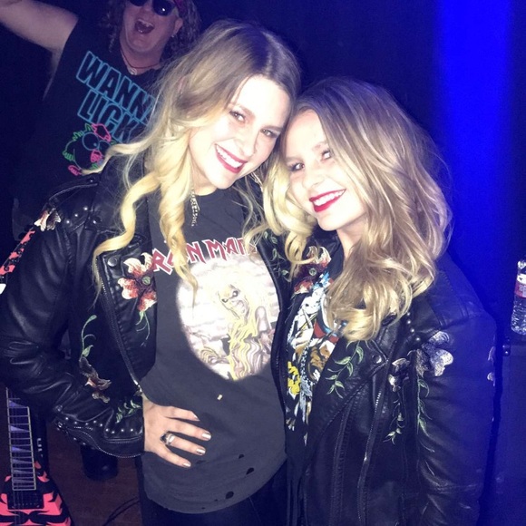 Meet your Posher, Cassie - Picture 2 of 4